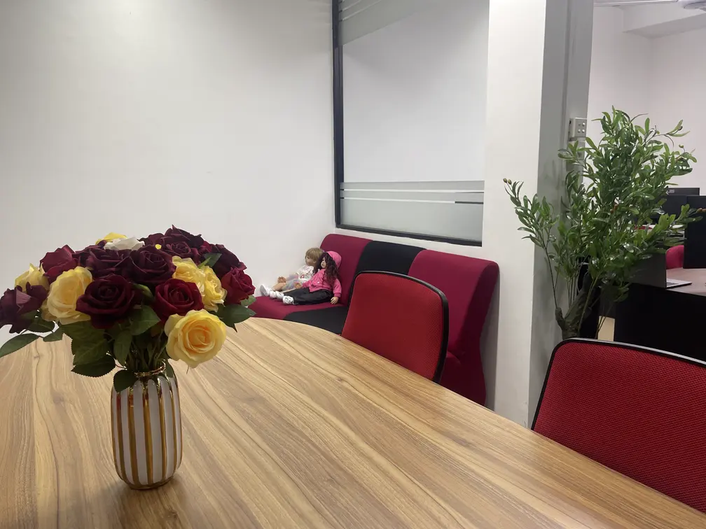 Web Marketing Army Team at Work